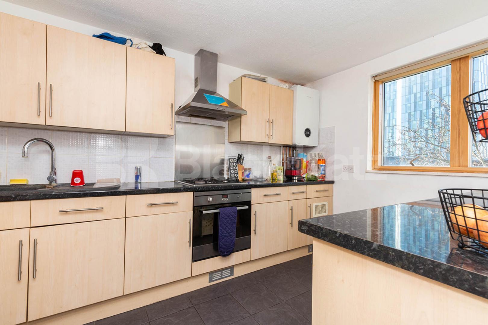 Two double bedroom property sandwiched between Angel and King’s Cross  Cumming Street, Angel / Kings cross